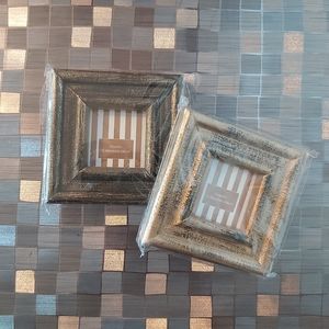 💐$5! Bundles only💐 Set of 2 picture frames